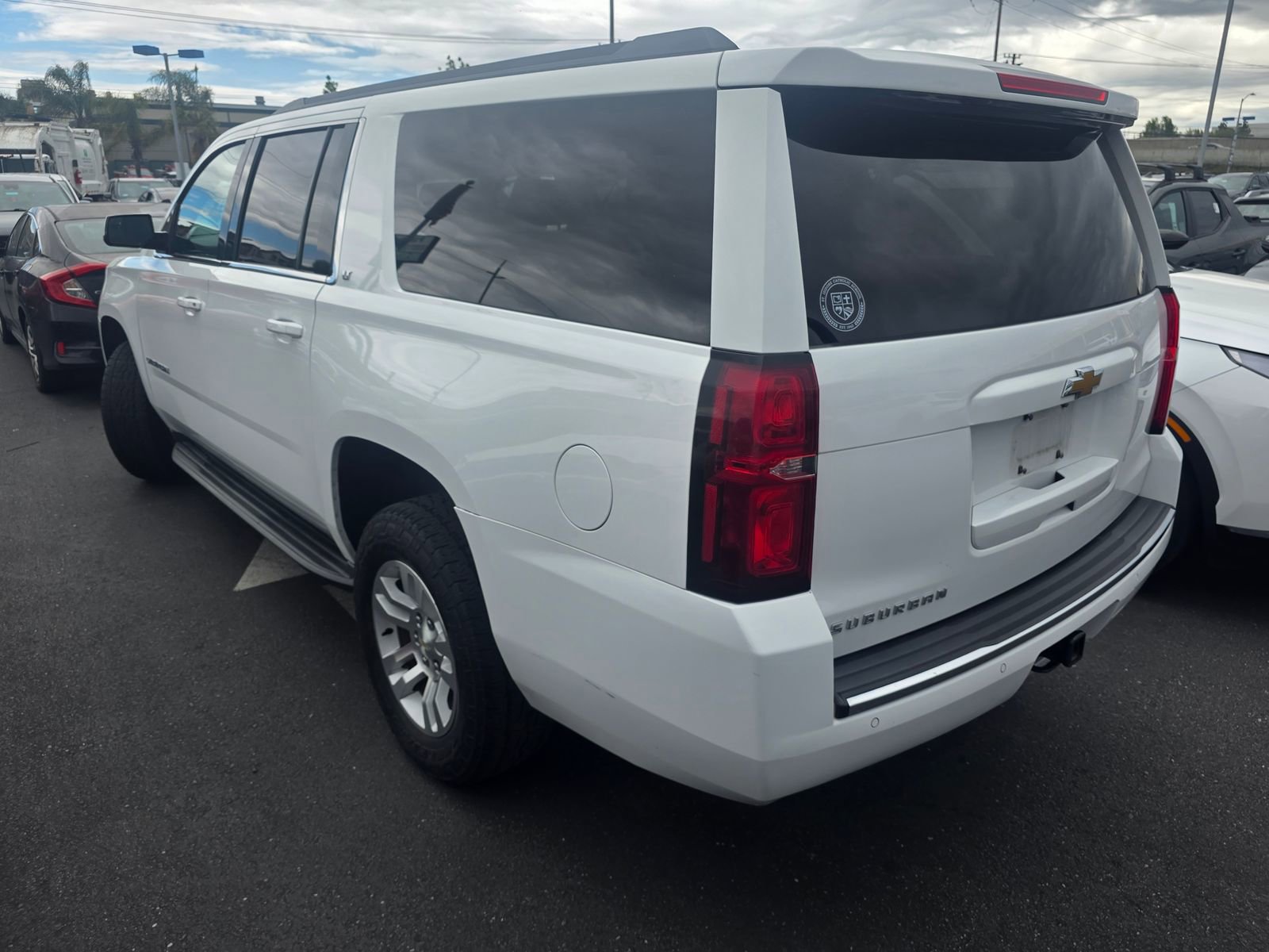 Used 2017 Chevrolet Suburban LT AWD/4WD image 5