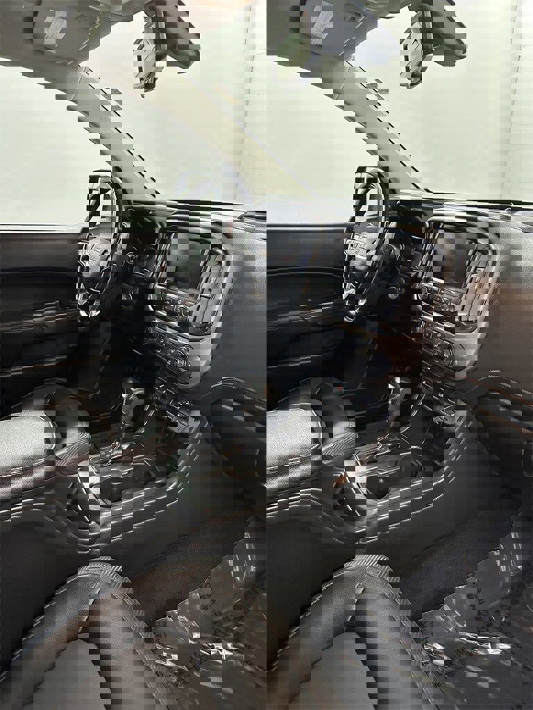 Used 2018 GMC Canyon All Terrain w/ Trailering Package image 38