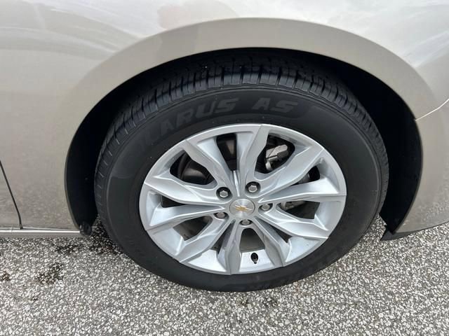 Used 2024 Chevrolet Malibu LT image 33