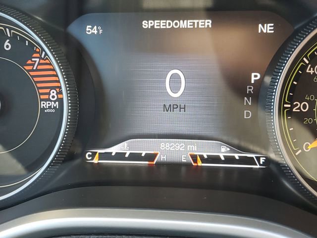 Used 2016 Jeep Cherokee Trailhawk w/ Cold Weather Group image 21