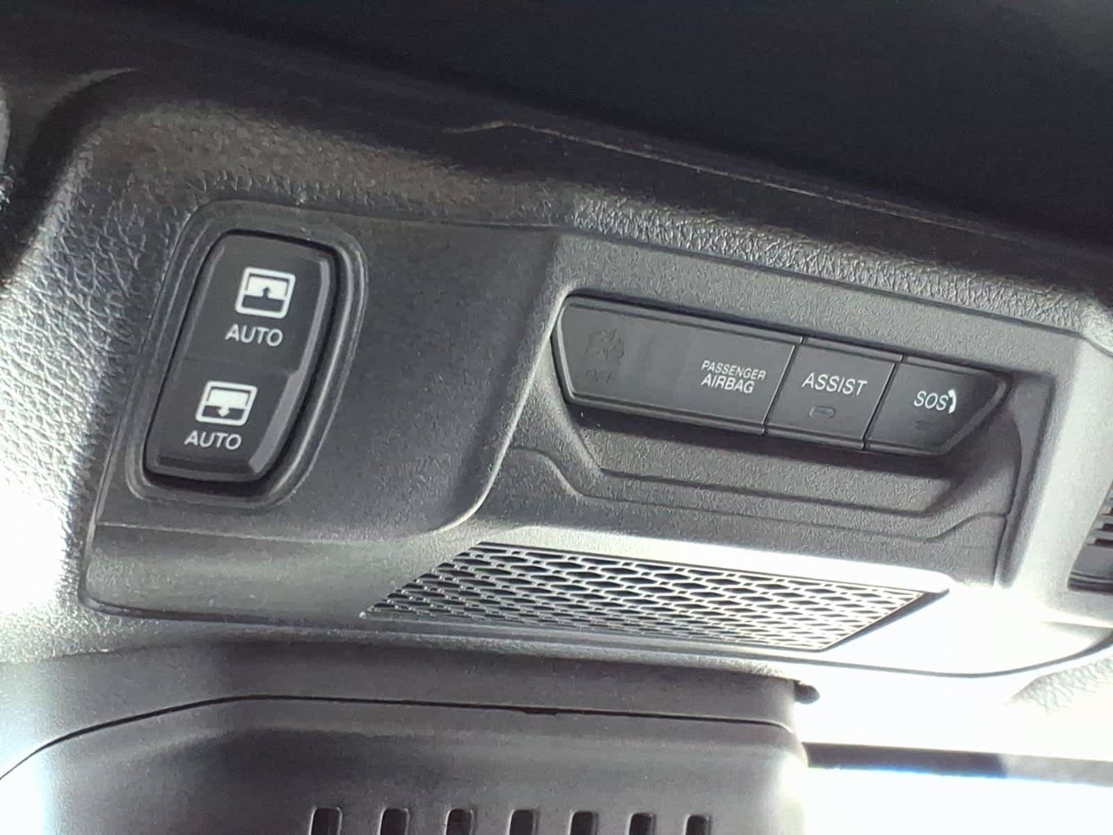 Used 2024 Jeep Wrangler High Altitude AWD/4WD image 28