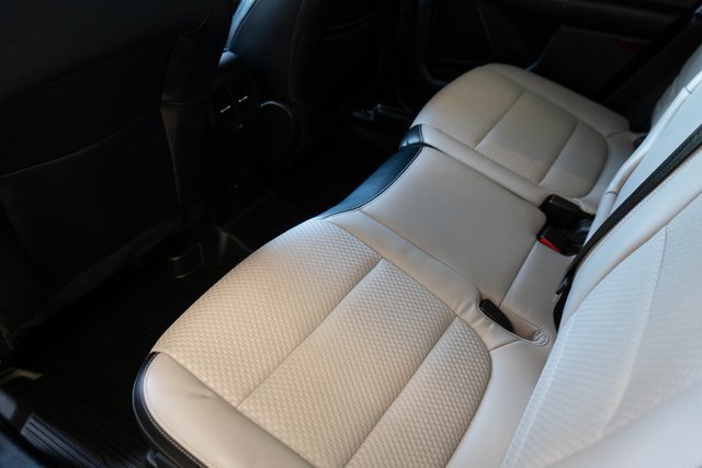 Used 2023 Ford Escape SE image 19