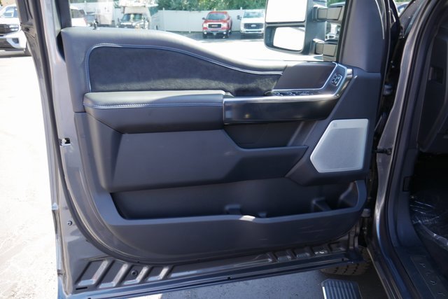 New 2026 Ford F250 Platinum image 15