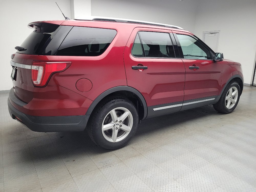 Used 2019 Ford Explorer XLT w/ Equipment Group 202A FWD image 10