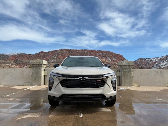 New 2026 Chevrolet Trax RS w/ Driver Confidence Package image 5