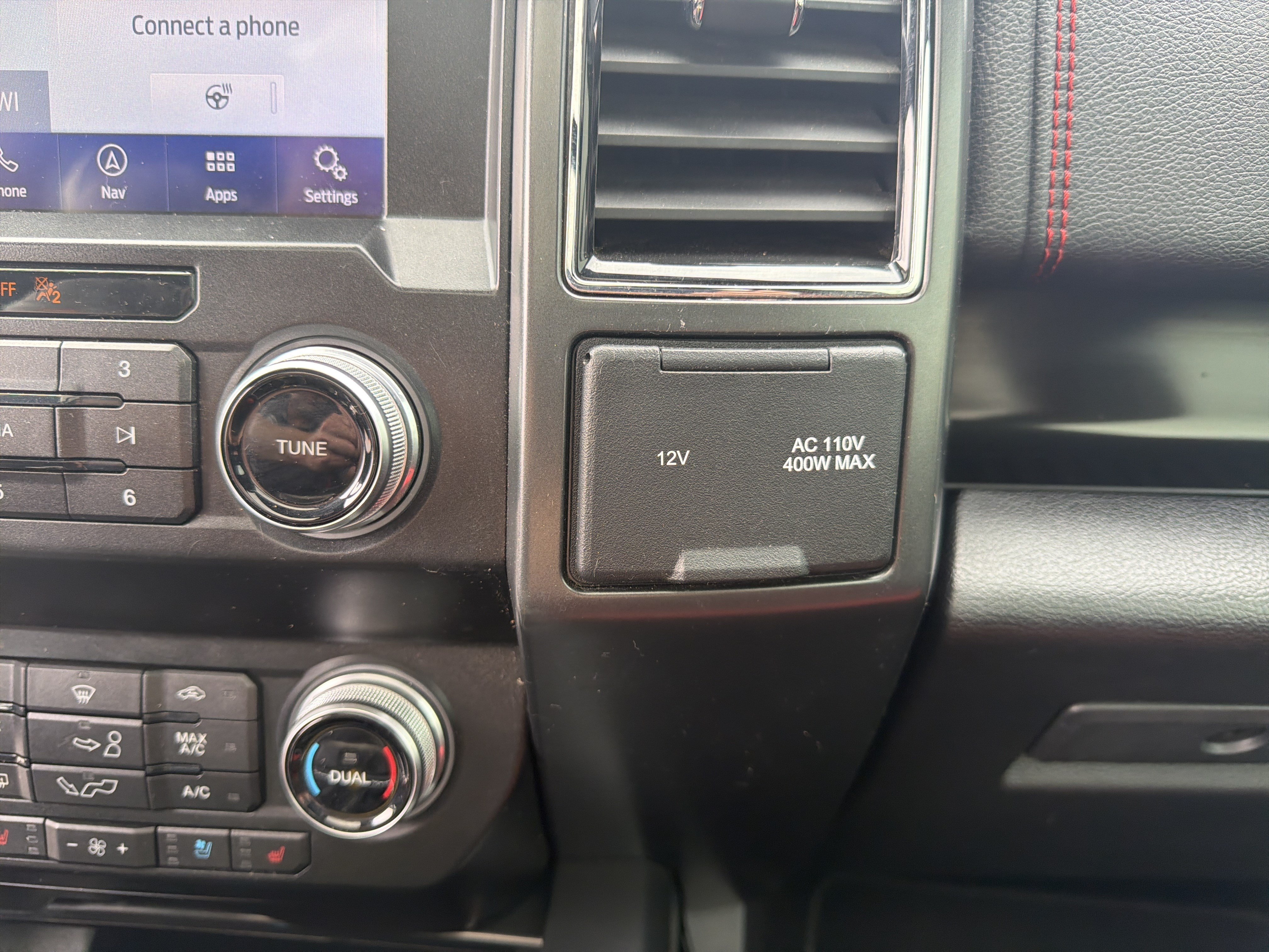 Certified 2019 Ford F150 Lariat w/ Equipment Group 502A Luxury AWD/4WD image 43