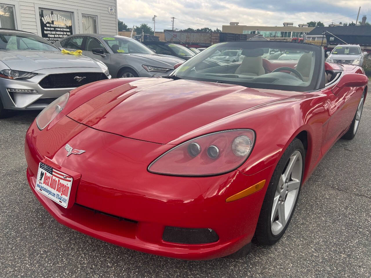 Used 2006 Chevrolet Corvette Convertible w/ Preferred Equipment Group RWD image 3