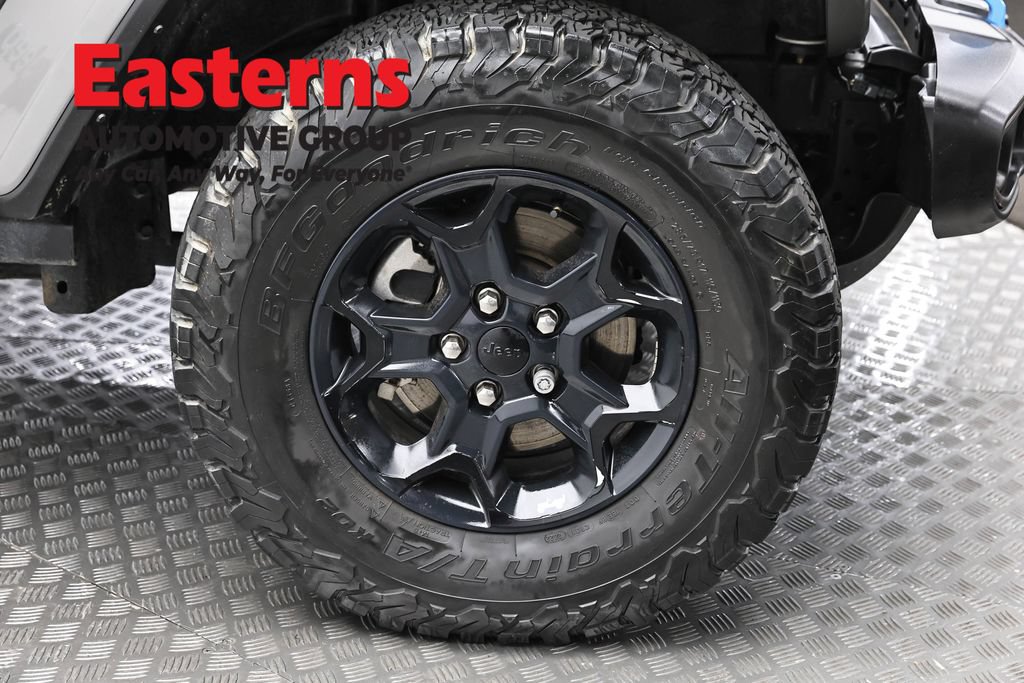 Used 2022 Jeep Wrangler Unlimited Rubicon 4xe w/ Cold Weather Group AWD/4WD image 33