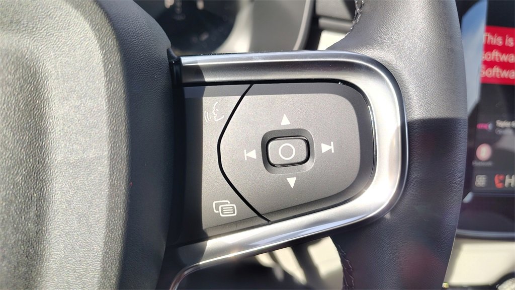 New 2026 Volvo XC40 B5 Plus w/ Protection Package Premier image 15