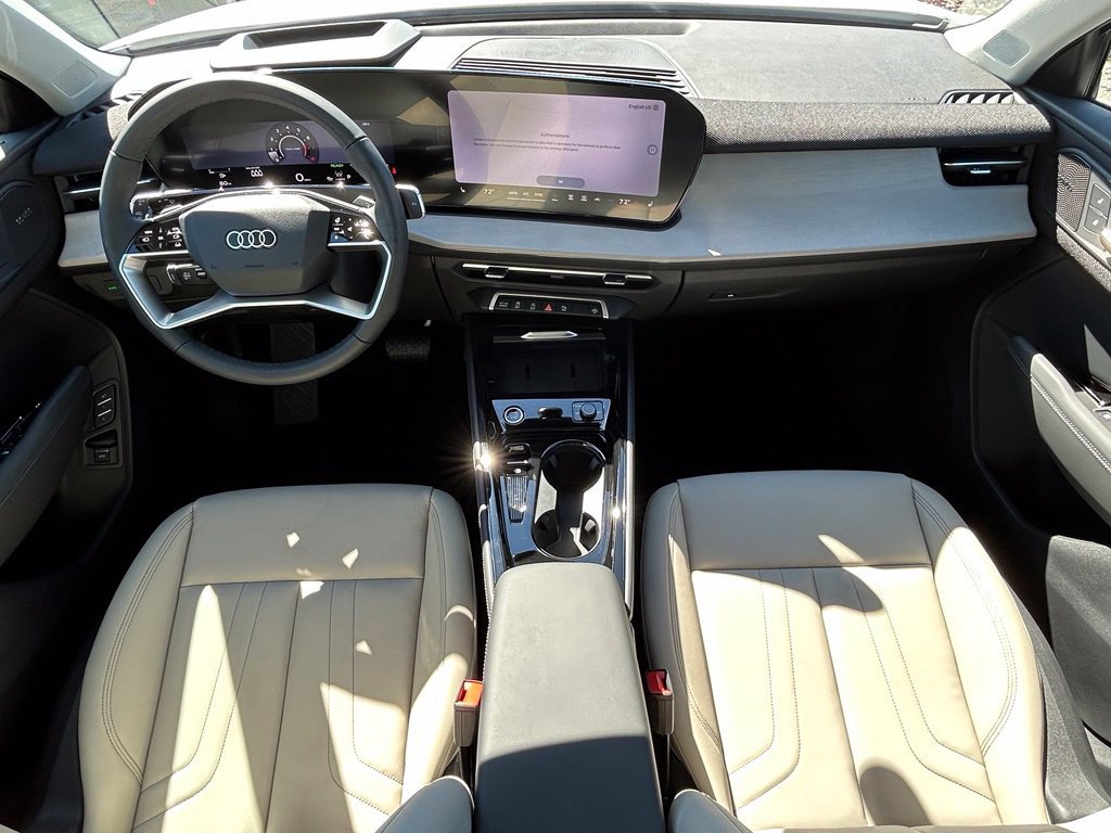 New 2026 Audi Q3 quattro 2.0T AWD/4WD image 9