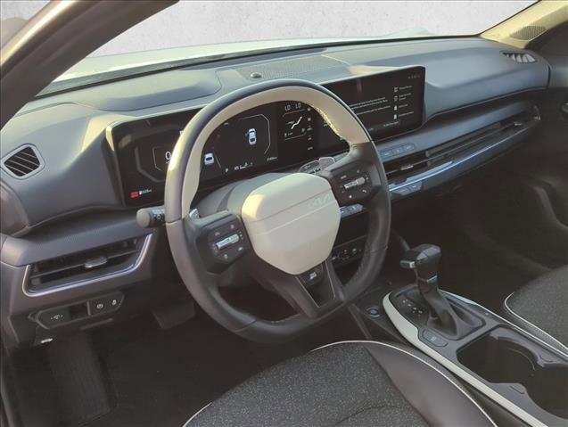 Used 2025 Kia K4 GT-Line FWD image 9