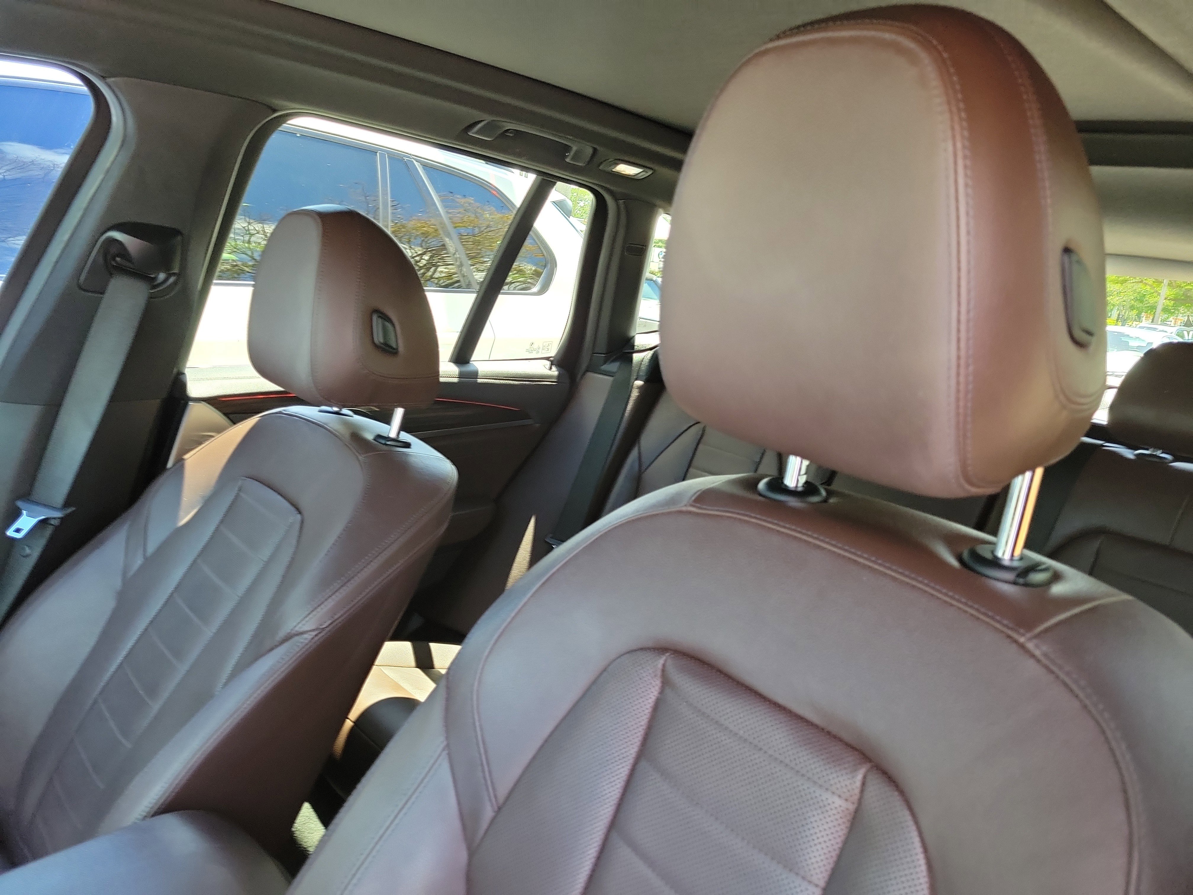 Used 2018 BMW X3 M40i image 18