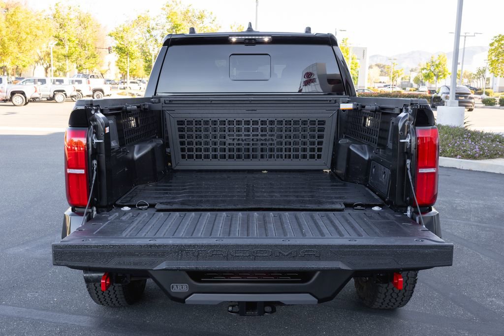 Used 2025 Toyota Tacoma TRD Pro AWD/4WD image 8