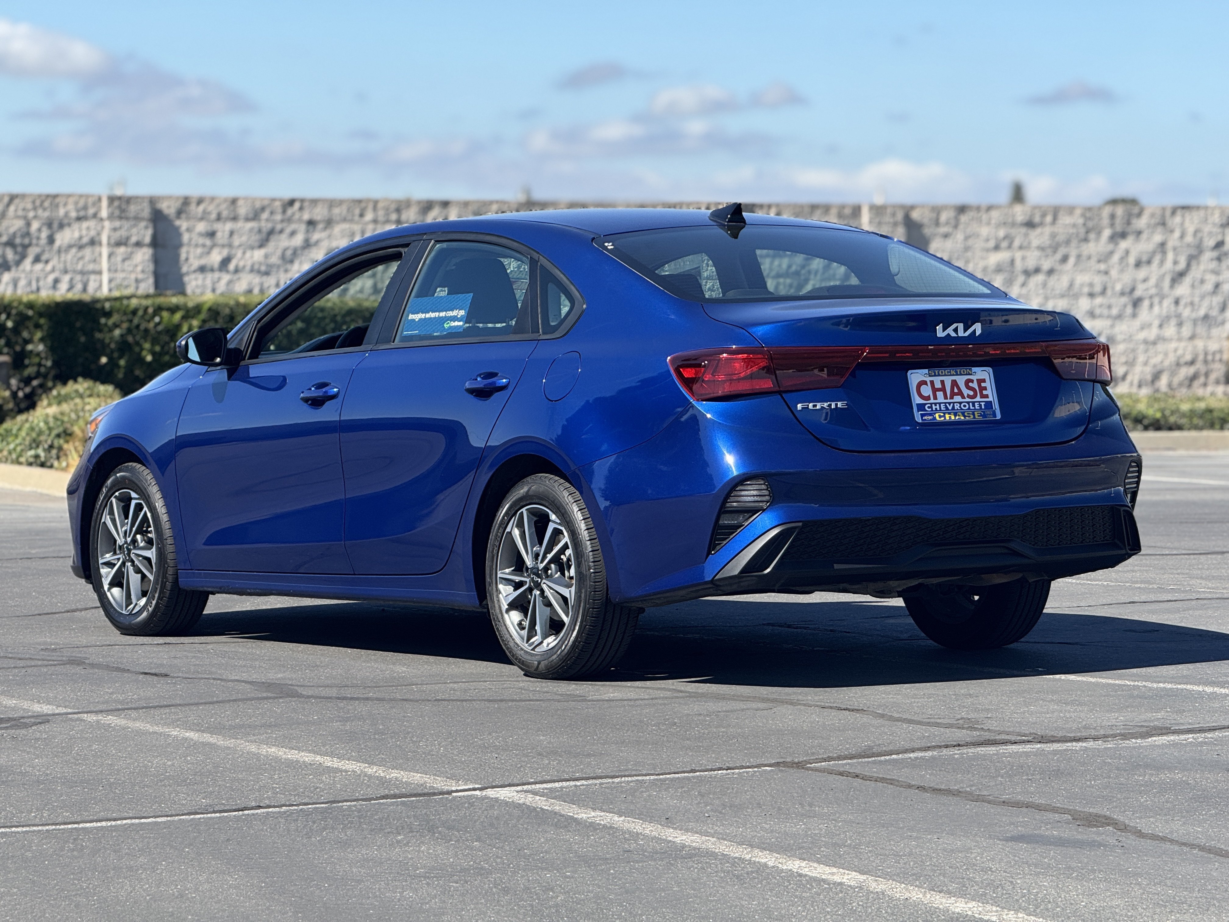 Used 2023 Kia Forte LXS FWD image 4
