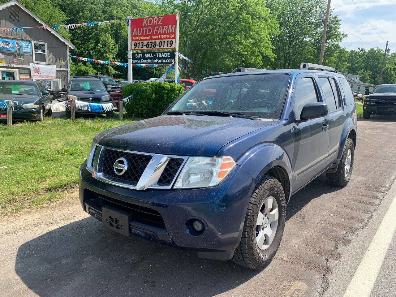 Used 2009 Nissan Pathfinder S image 4