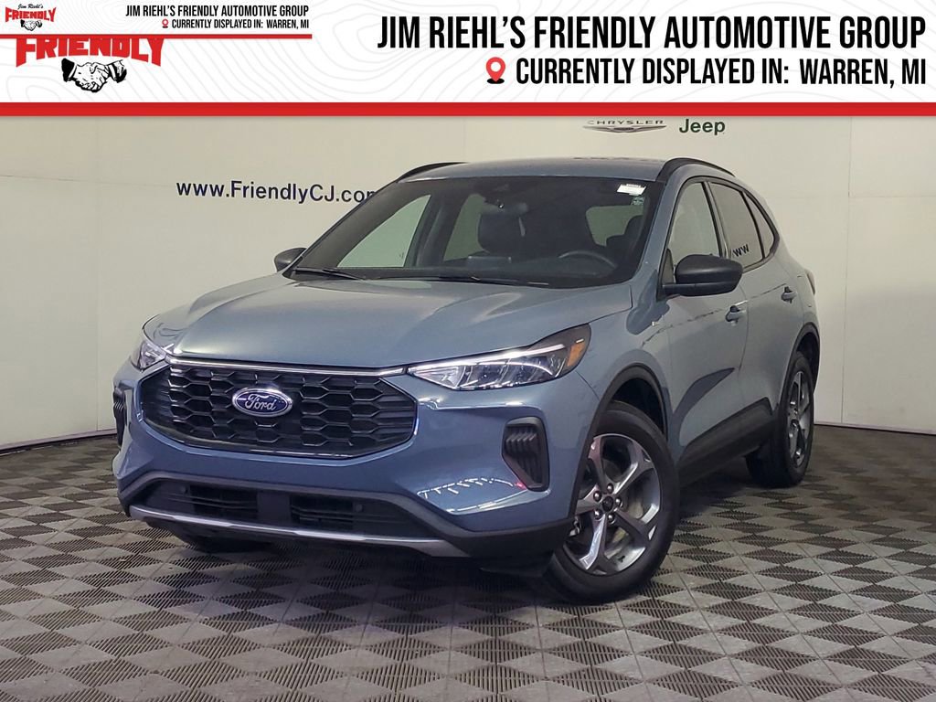 Used 2025 Ford Escape ST-Line w/ Cold Weather Package