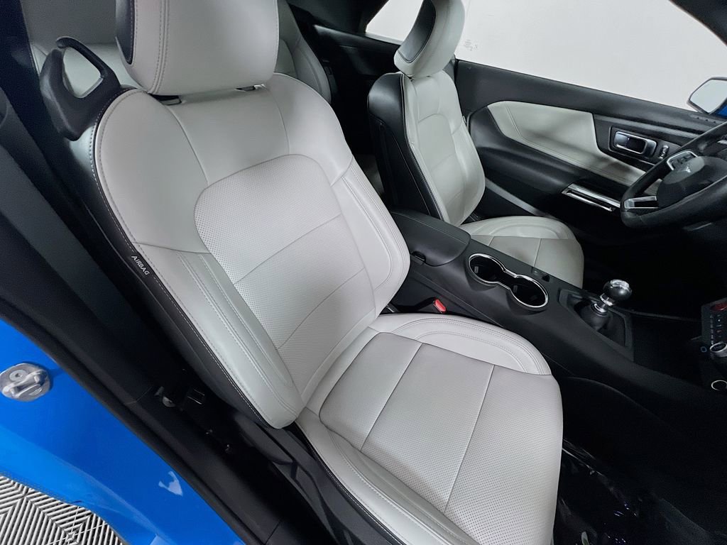 Used 2025 Ford Mustang GT Premium RWD image 26