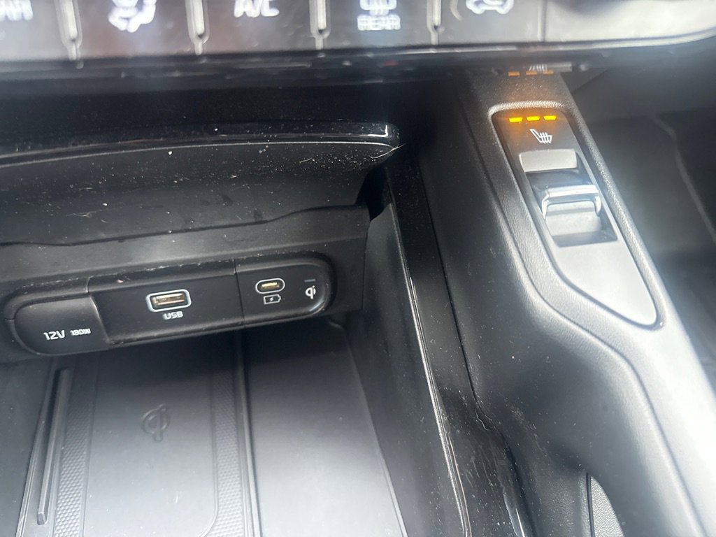 Used 2023 Kia Telluride S image 27