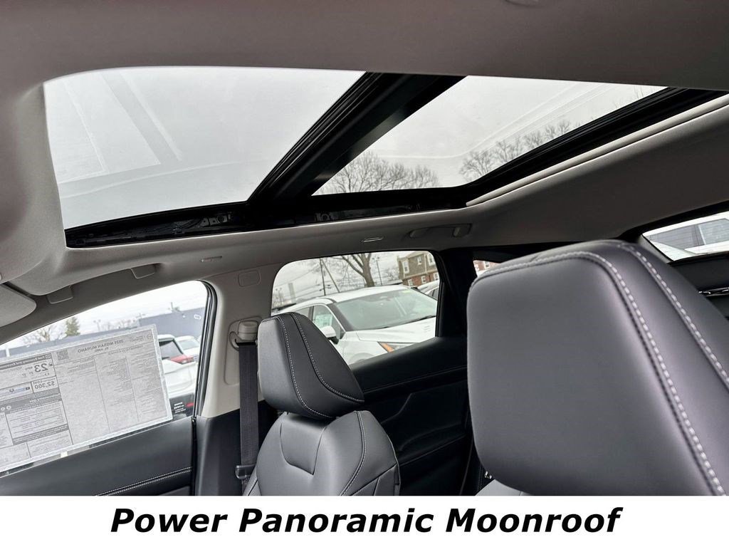 Certified 2025 Nissan Murano SL AWD/4WD image 10