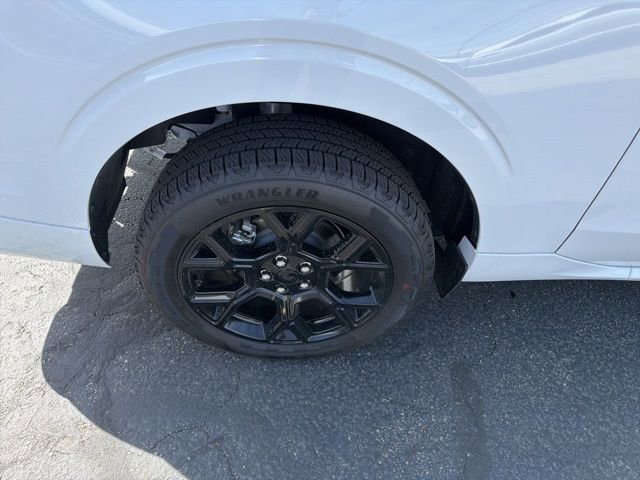 New 2025 Ford Maverick Lobo image 82