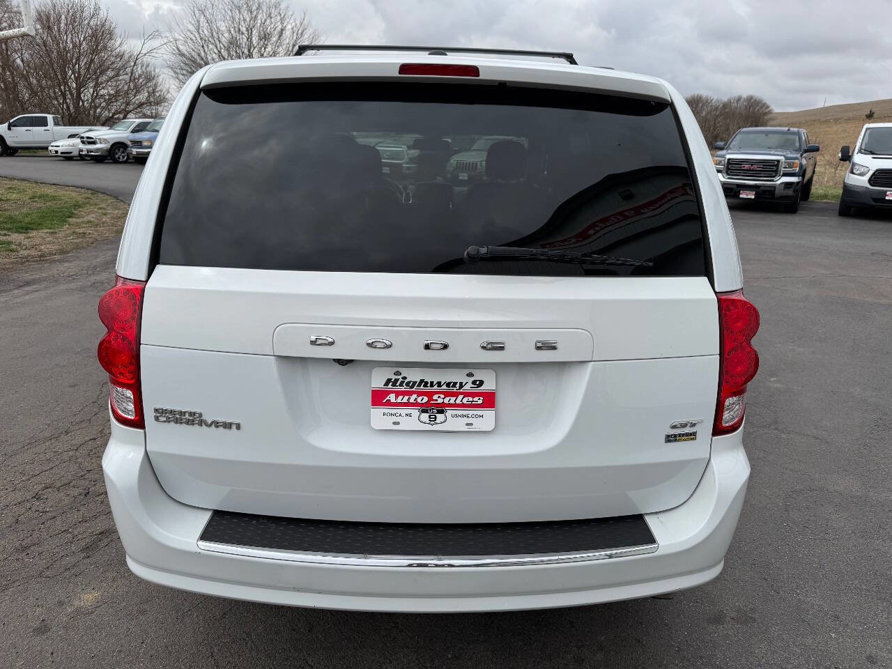 Used 2019 Dodge Grand Caravan GT FWD image 4