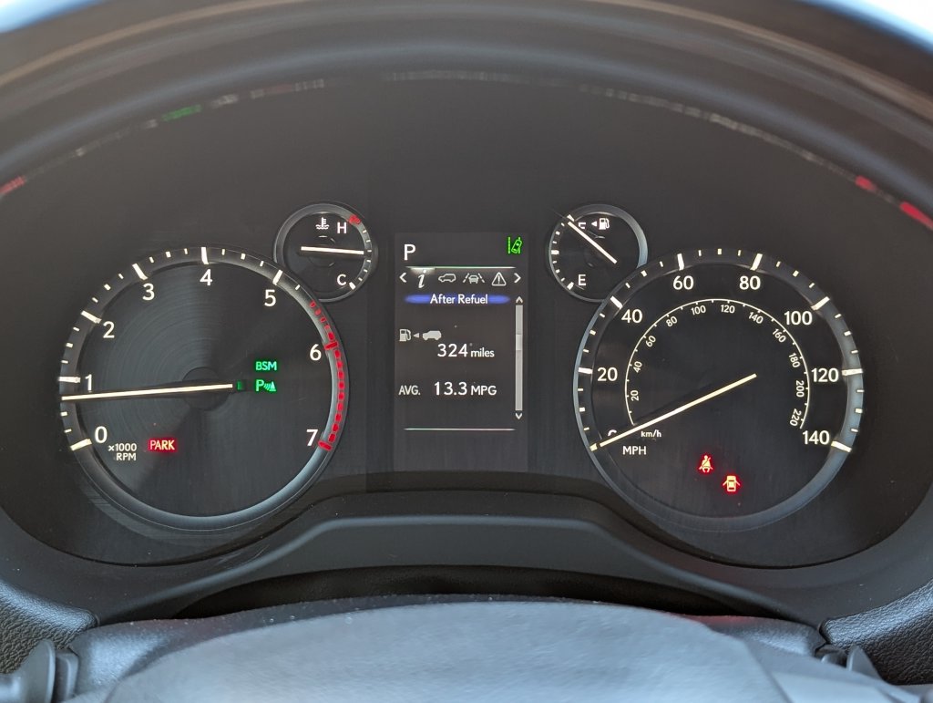 Used 2023 Lexus GX 460 Premium w/ Accessory Package AWD/4WD image 27