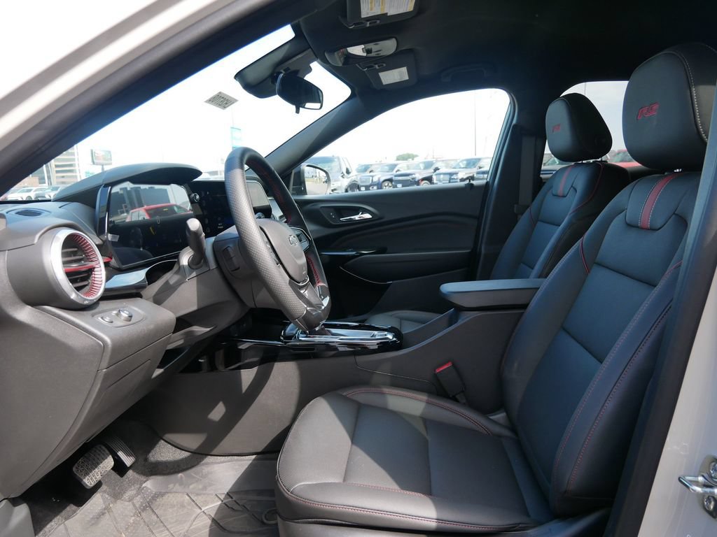 New 2026 Chevrolet Trax RS w/ Driver Confidence Package FWD image 14