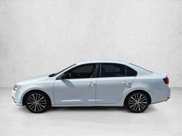 Used 2015 Volkswagen Jetta Sport FWD image 8