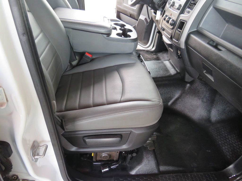 Used 2016 RAM 3500 Tradesman w/ Chrome Appearance Group image 14