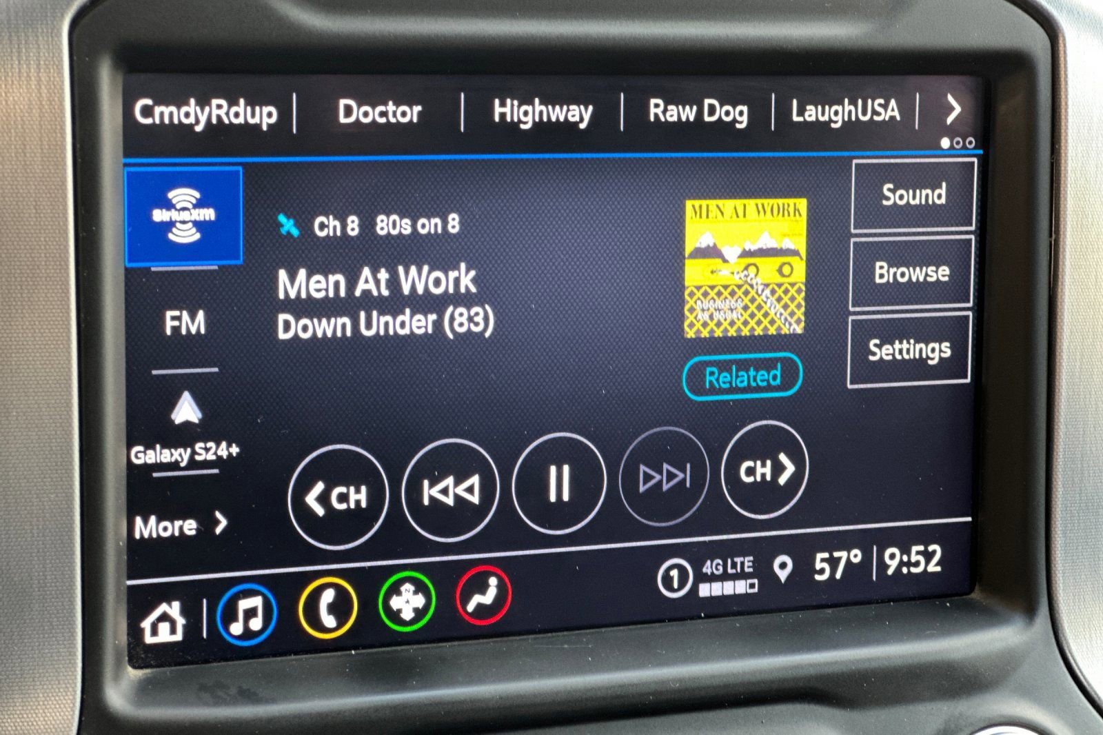 Used 2021 GMC Sierra 1500 SLT w/ SLT Premium Package image 18