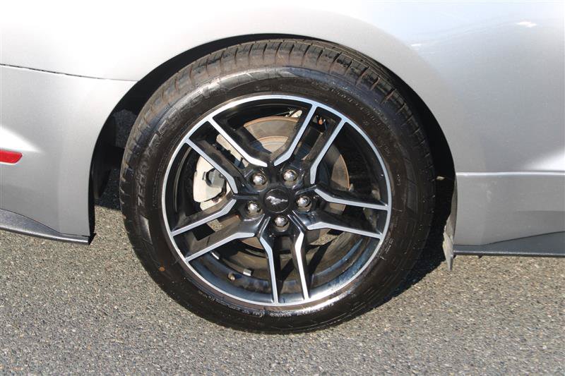 Used 2021 Ford Mustang Premium RWD image 9