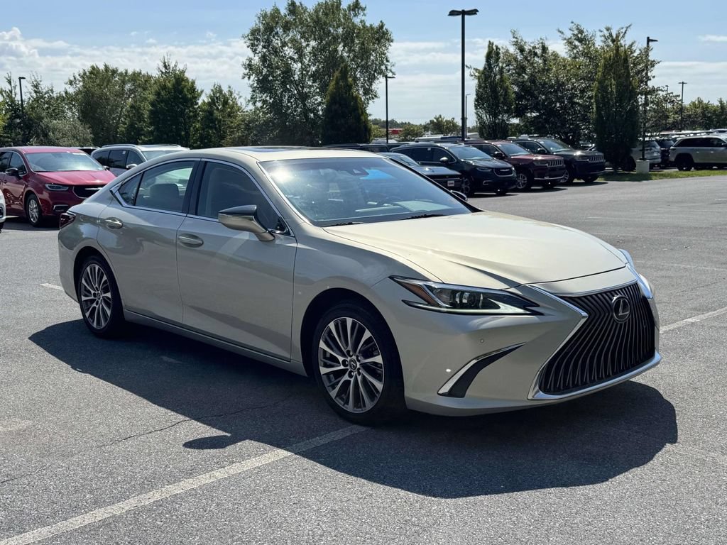 Used 2020 Lexus ES 350 w/ Premium Package FWD image 10
