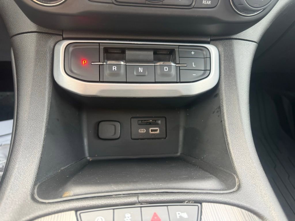 Used 2022 GMC Acadia SLT w/ Elevation Edition AWD/4WD image 21