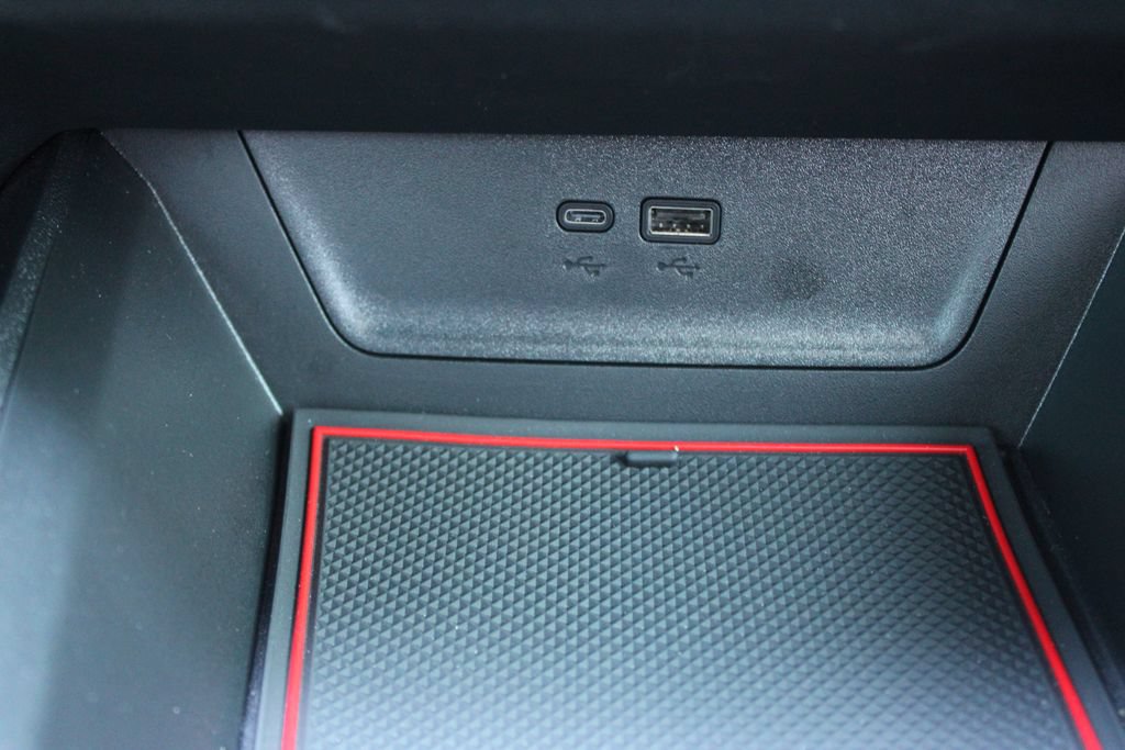 Used 2026 Chevrolet Equinox LT w/ LPO, Floor Liner Package AWD/4WD image 44