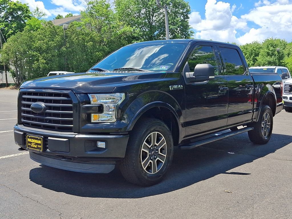 Used 2015 Ford F150 XLT w/ Equipment Group 302A Luxury AWD/4WD image 3