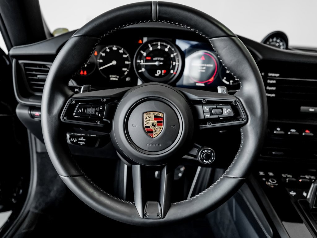 Certified 2022 Porsche 911 50th Anniversary Edition image 17