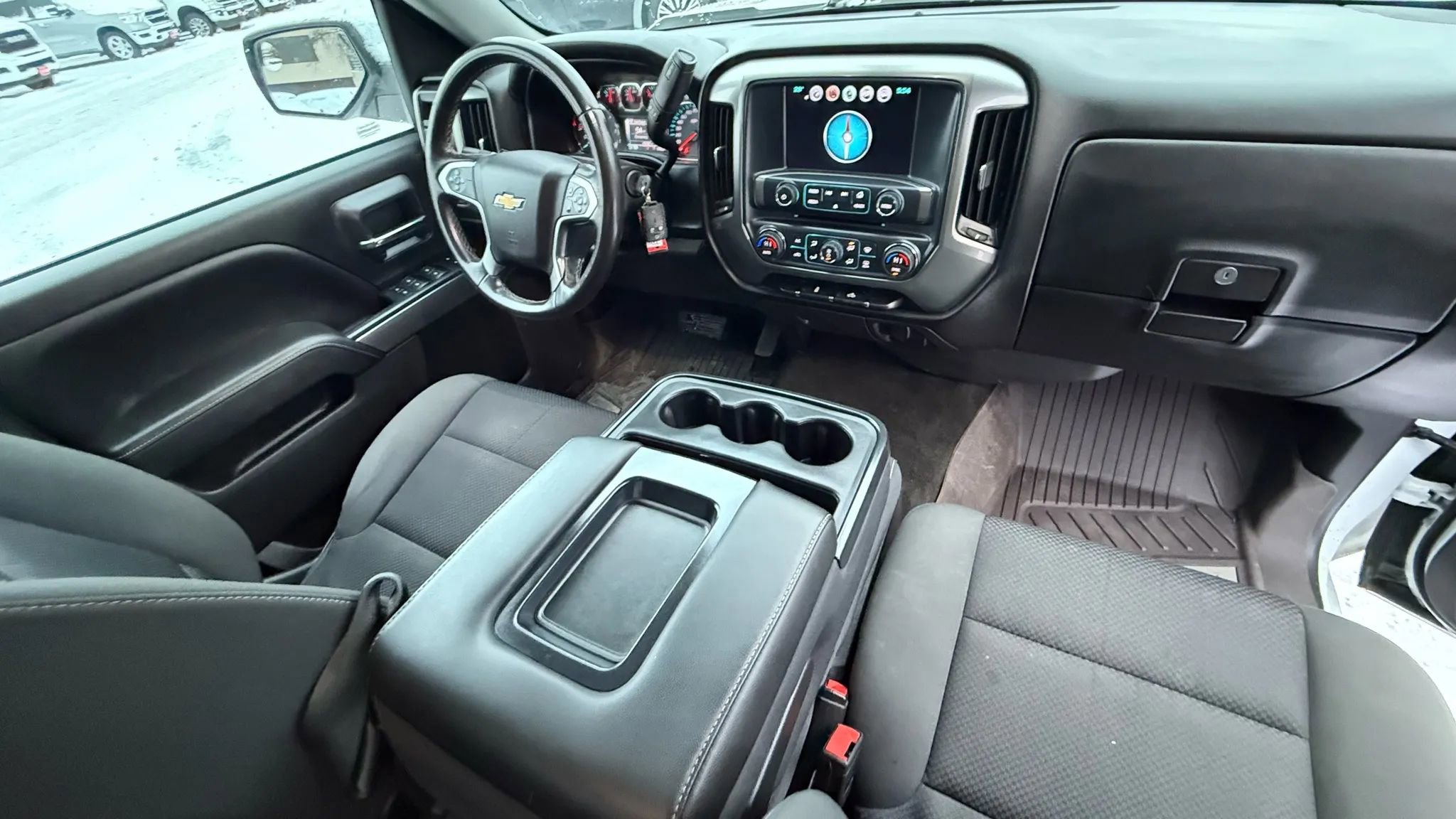 Used 2018 Chevrolet Silverado 1500 LT w/ LT Eassist Package image 37