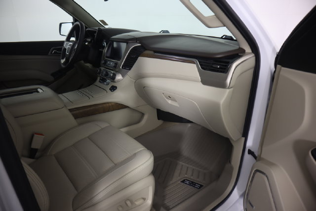 Used 2020 GMC Yukon Denali w/ Denali Ultimate Package AWD/4WD image 70