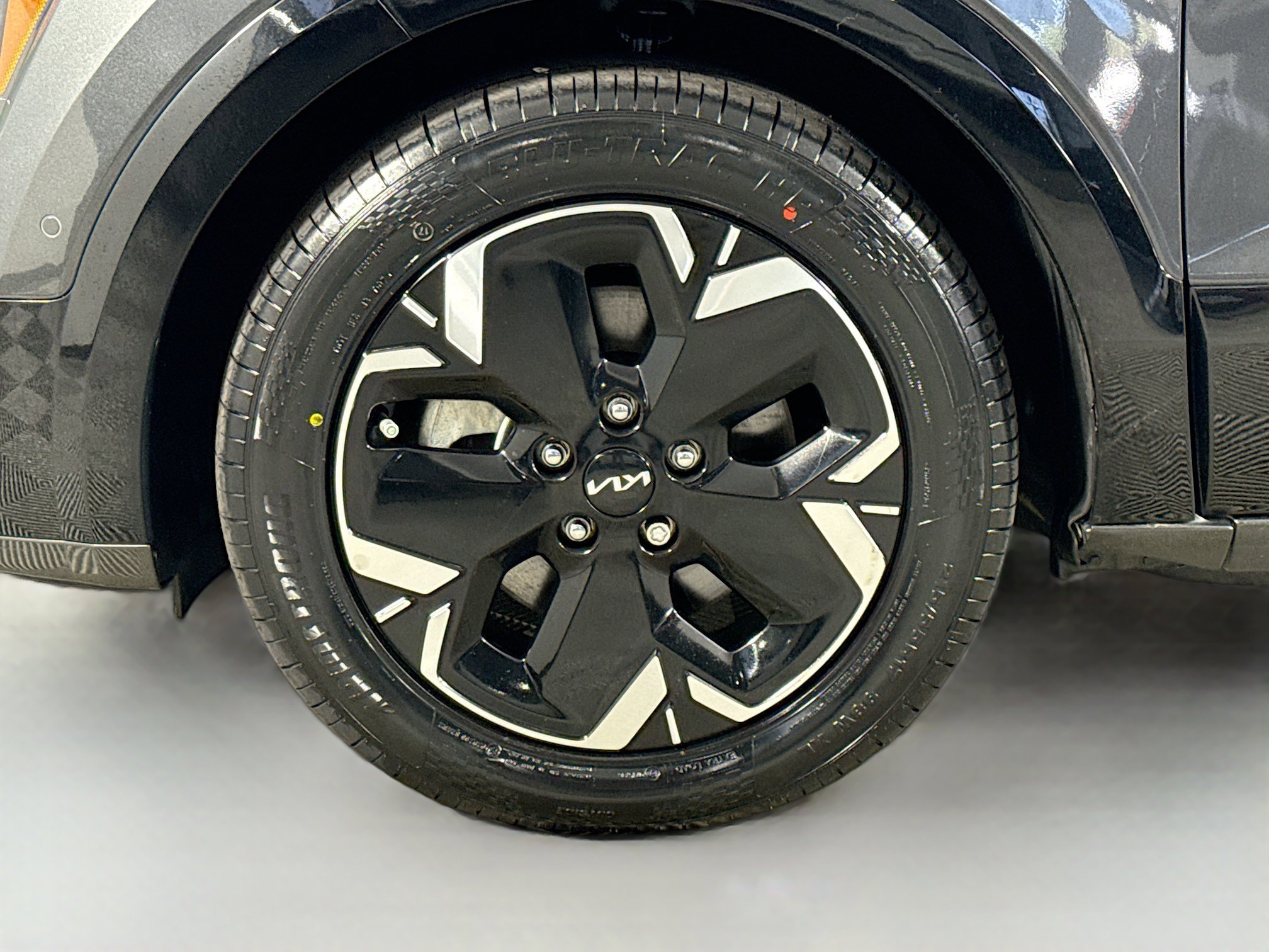 Used 2023 Kia Niro Wave w/ Wave Preserve Package image 38