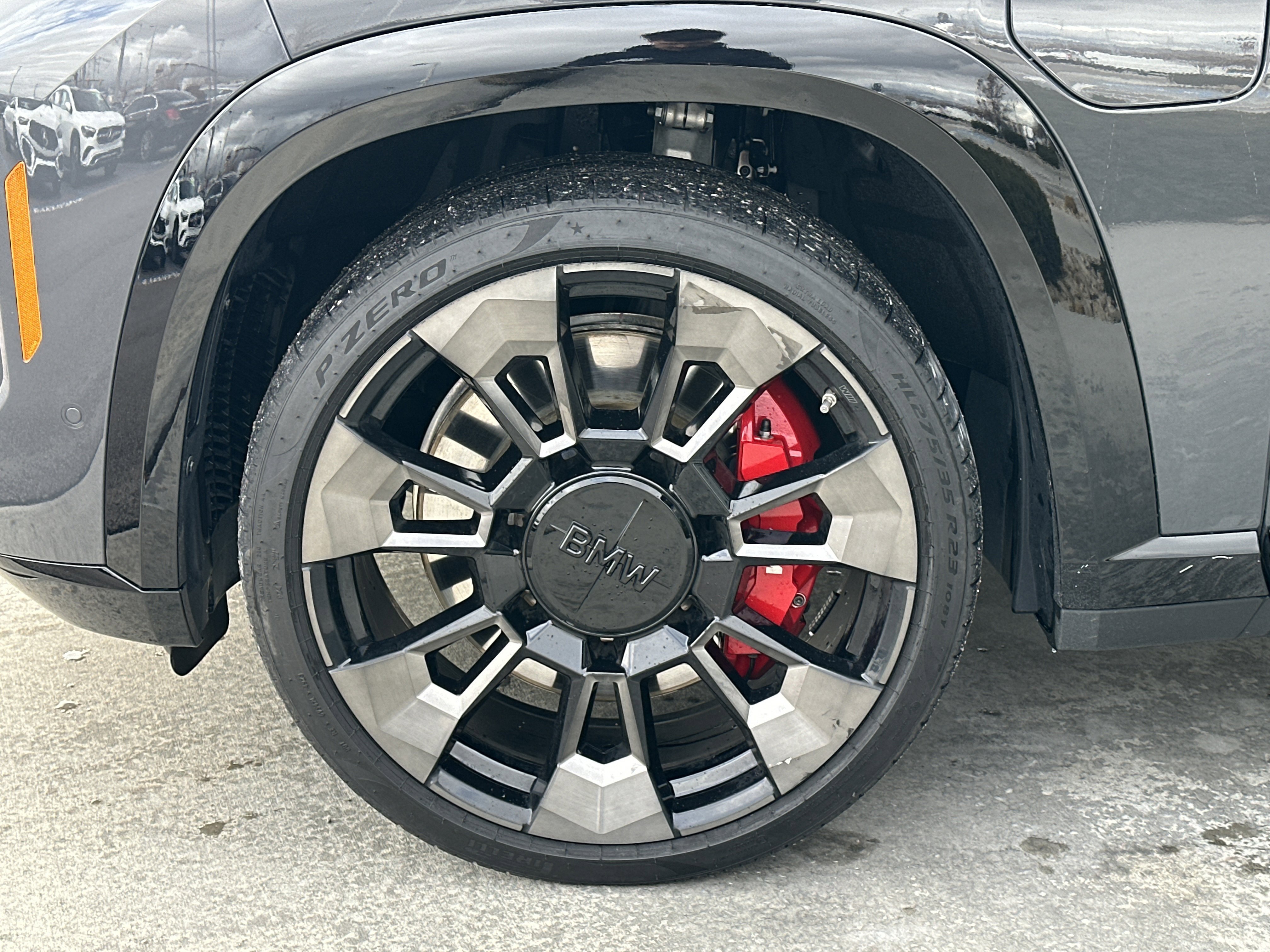 Used 2024 BMW XM image 11