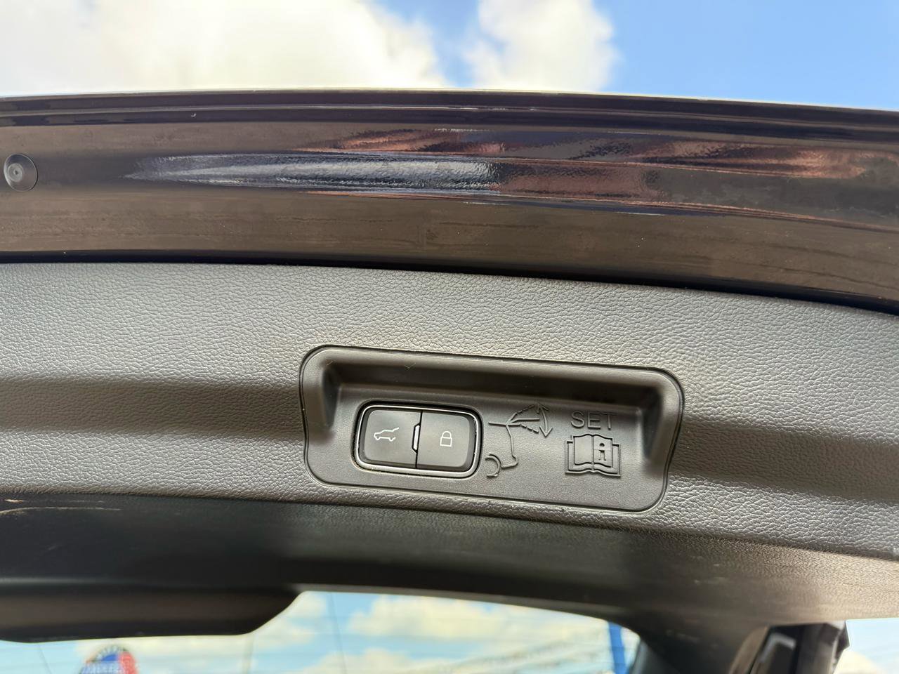 Used 2020 Ford Explorer ST image 20