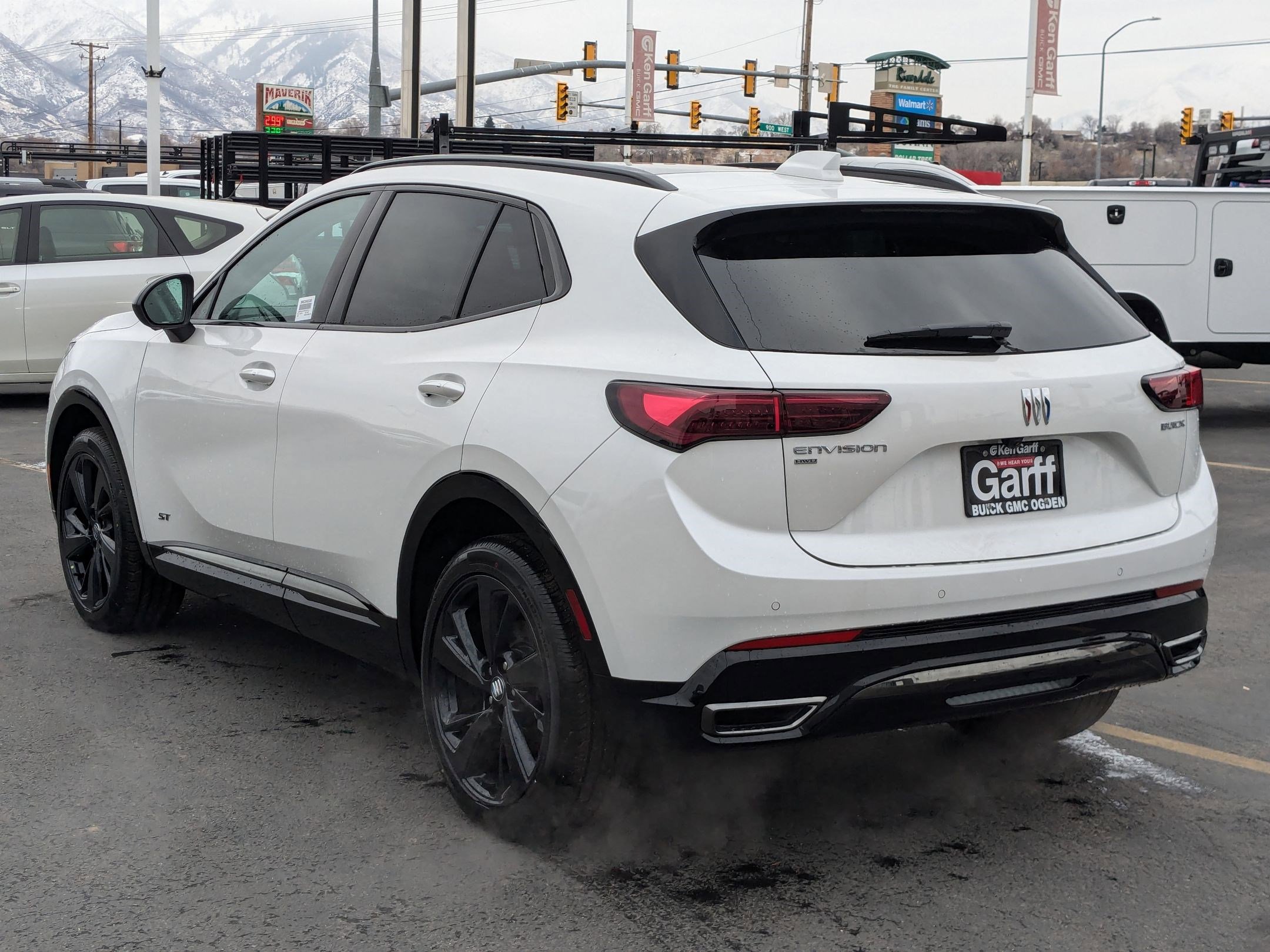 New 2025 Buick Envision Sport Touring image 7