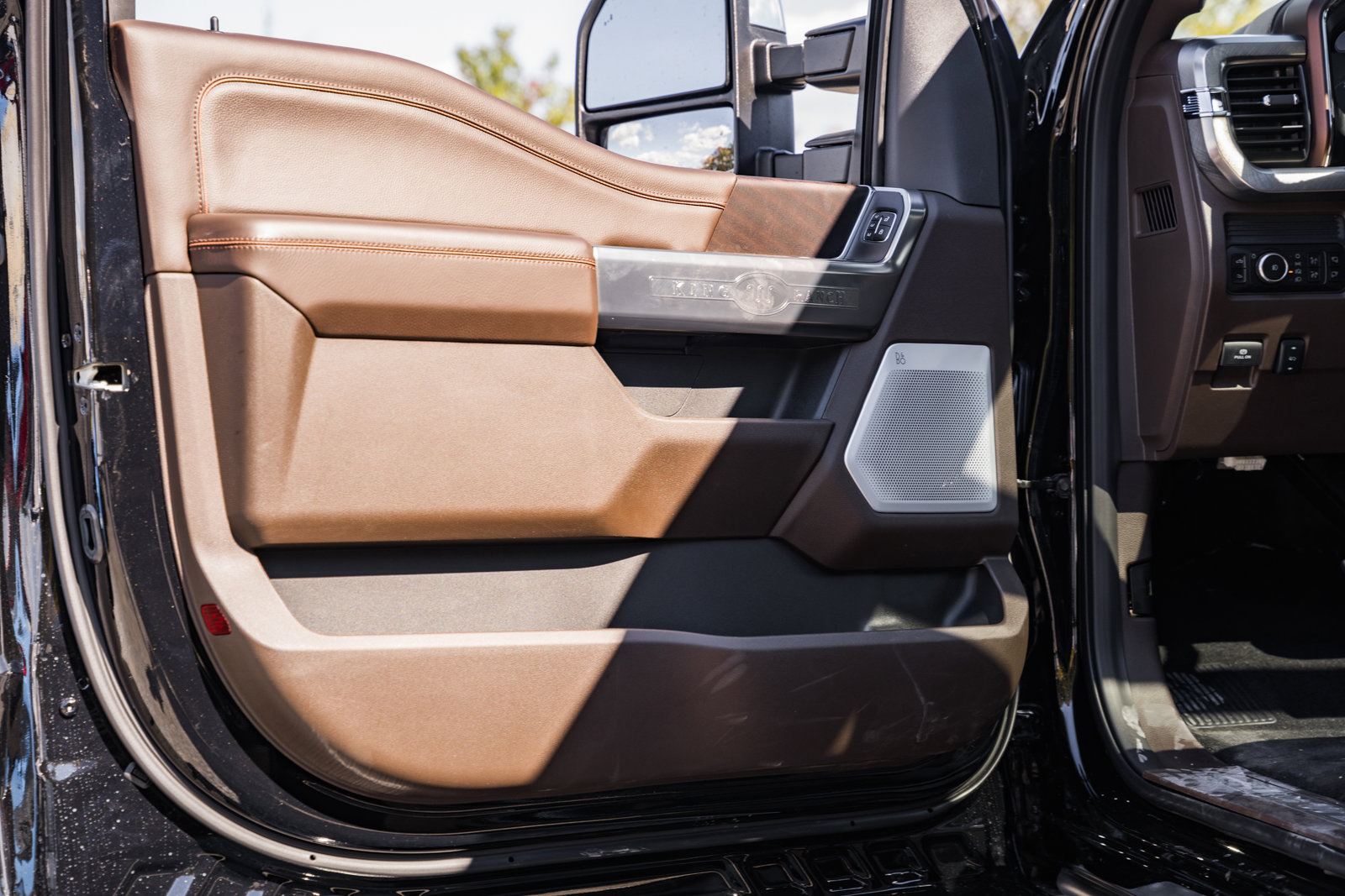 New 2026 Ford F350 King Ranch w/ Chrome Package image 46