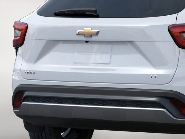New 2026 Chevrolet Trax LT w/ Driver Confidence Package FWD image 14