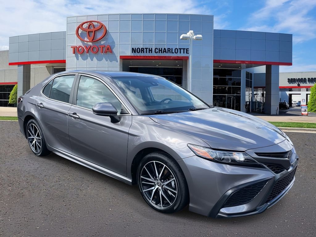 Used 2021 Toyota Camry SE