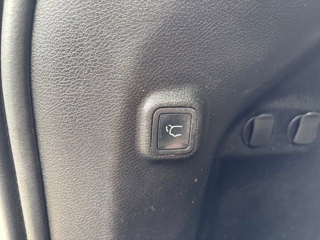 Used 2021 Jeep Cherokee Latitude Lux w/ Comfort/Convenience Group image 26