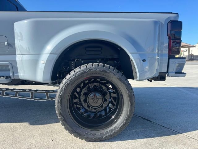 Used 2024 Ford F450 Limited w/ FX4 Off-Road Package image 34