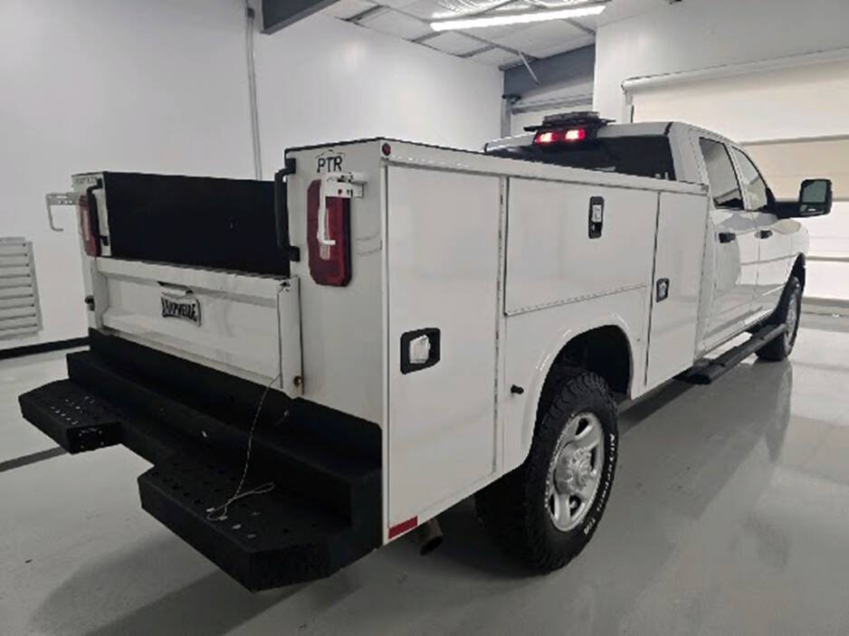 Used 2024 RAM 2500 Tradesman AWD/4WD image 11