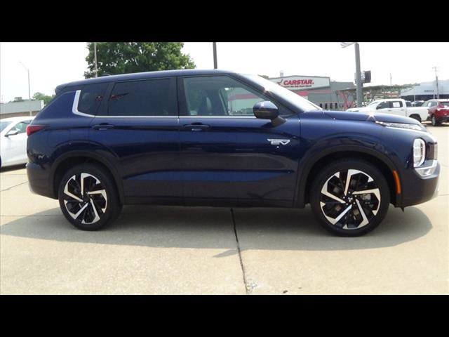 Used 2023 Mitsubishi Outlander SE AWD/4WD image 5