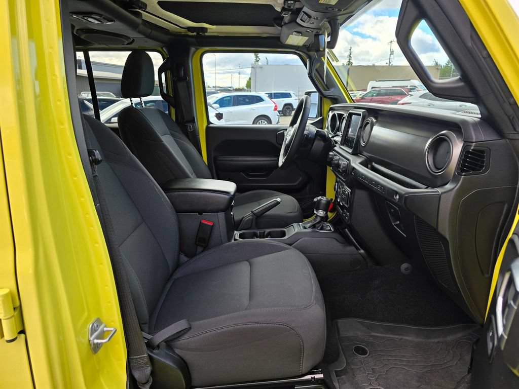 Used 2023 Jeep Wrangler Unlimited Sport AWD/4WD image 12